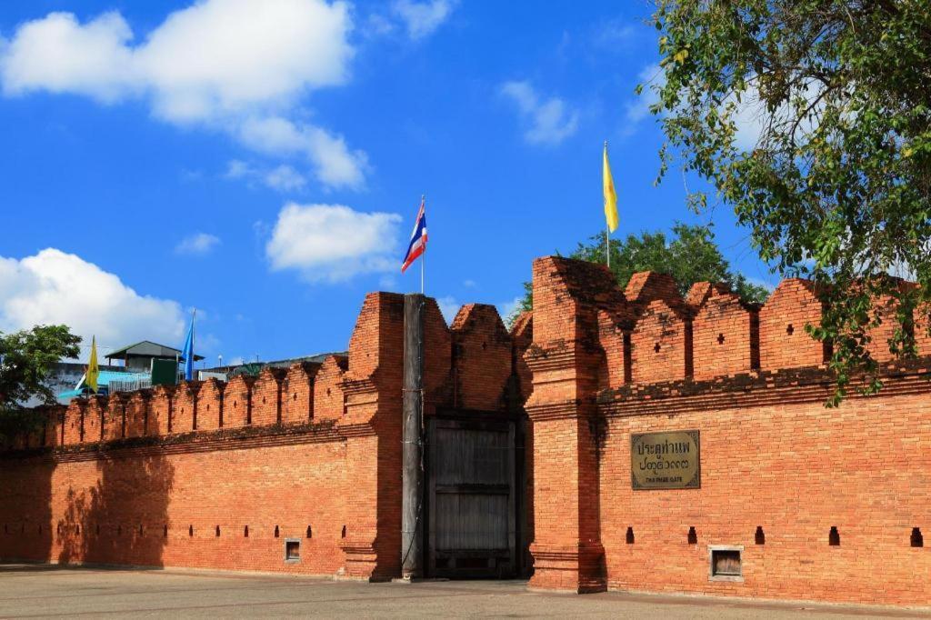The Adventure Hotel Чиангмай Екстериор снимка